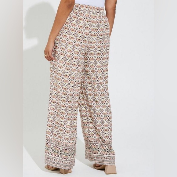 Torrid Womens Pull-On Wide Leg Floral High Rise Pants - Picture 2 of 12